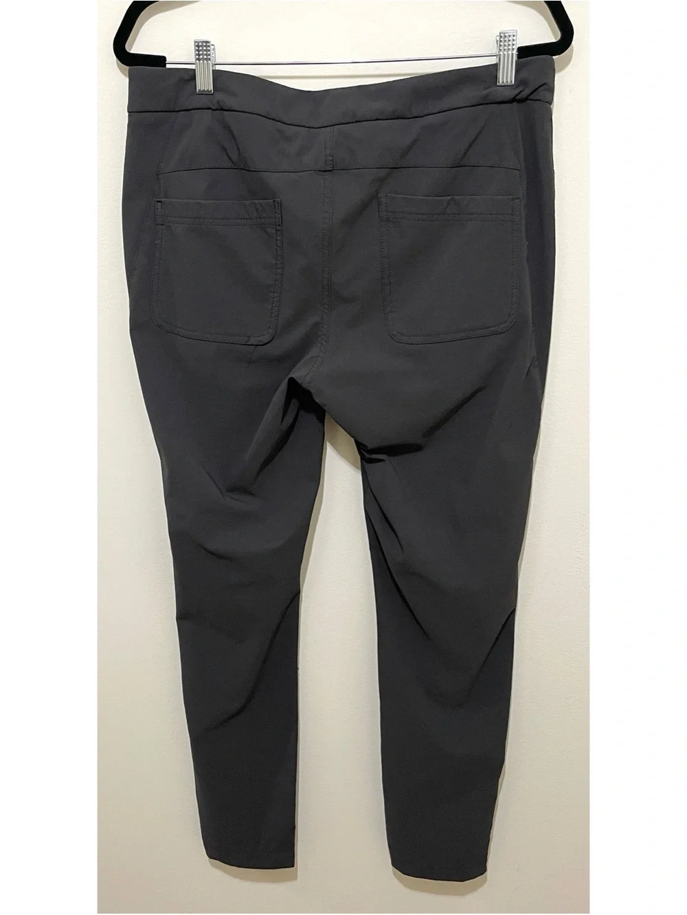 Akira Sleek Charcoal Zip Pocket Active Pants, Size 14 - Picture 7 of 12